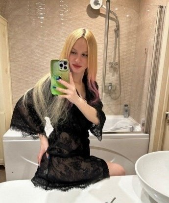 Со мной ты окунешься в мир удовольствия и наслаждения. 💋
У меня есть опыт и тысячи положительных отзывов от довольных клиентов. Мои услуги включают классический и эротический массаж, оральный секс, тройничок, анальный секс. 🍆💦
Я могу быть твоей нежной подругой или страстной любовницей, общаться и наслаждаться временем, проведенным вместе. Со мной ты забудешь о всех проблемах и окунешься в мир наслаждения. 🌈
Я живу в Москве и могу принять тебя в своей уютной квартире или приехать к тебе. Конфиденциальность и безопасность гарантированы. 💯
Позвони мне сейчас и давай воплотим в жизнь все твои фантазии. 🔥 Наталья
